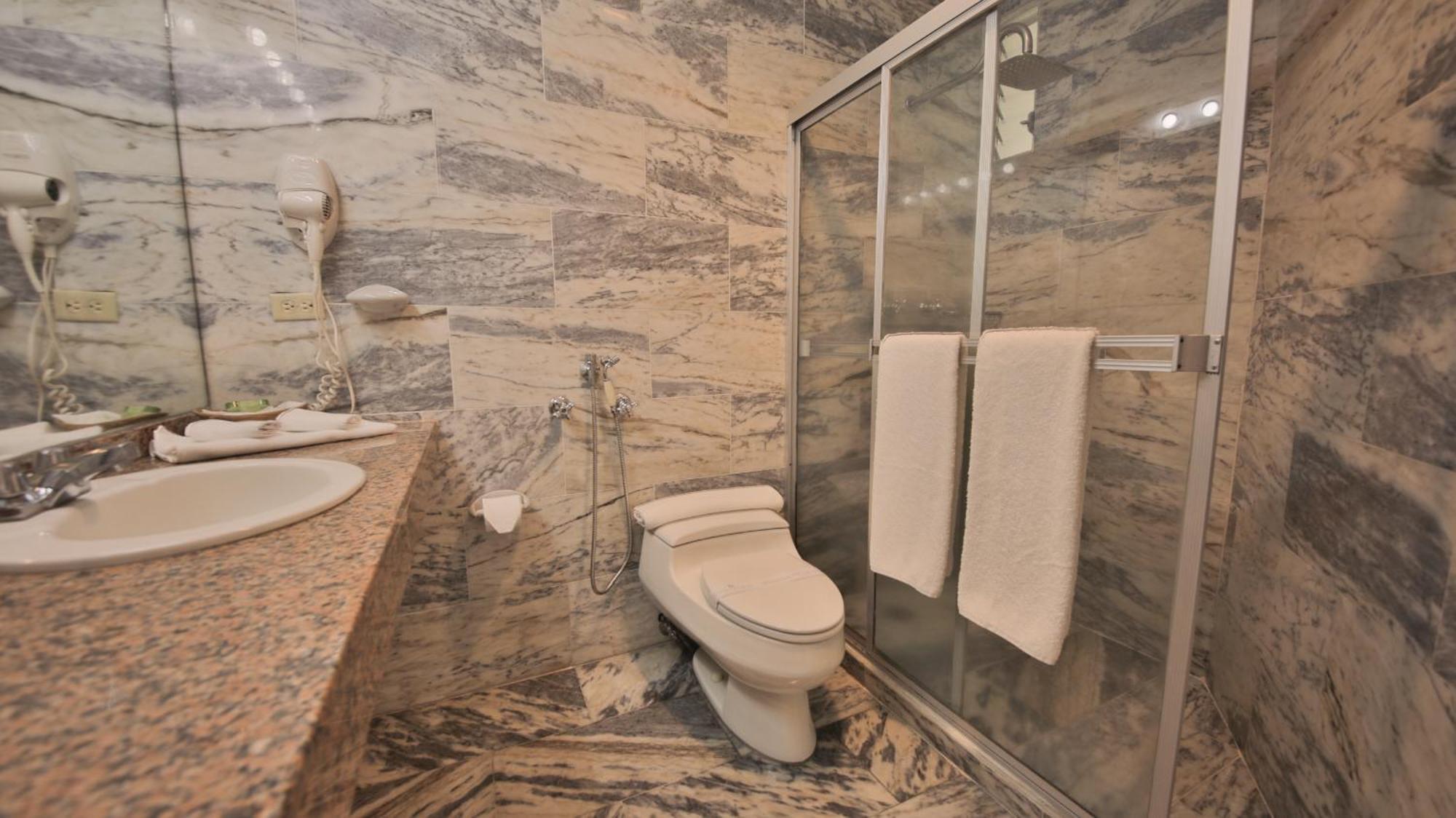 Torres De Alba Hotel & Suites Panama City Ngoại thất bức ảnh
